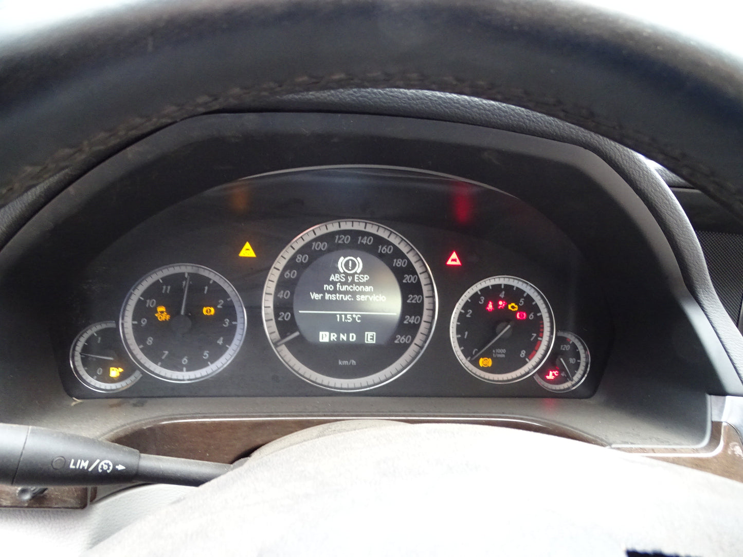 Mercedes Benz Clase E (W212) E 200 CGI Año 2011 #464