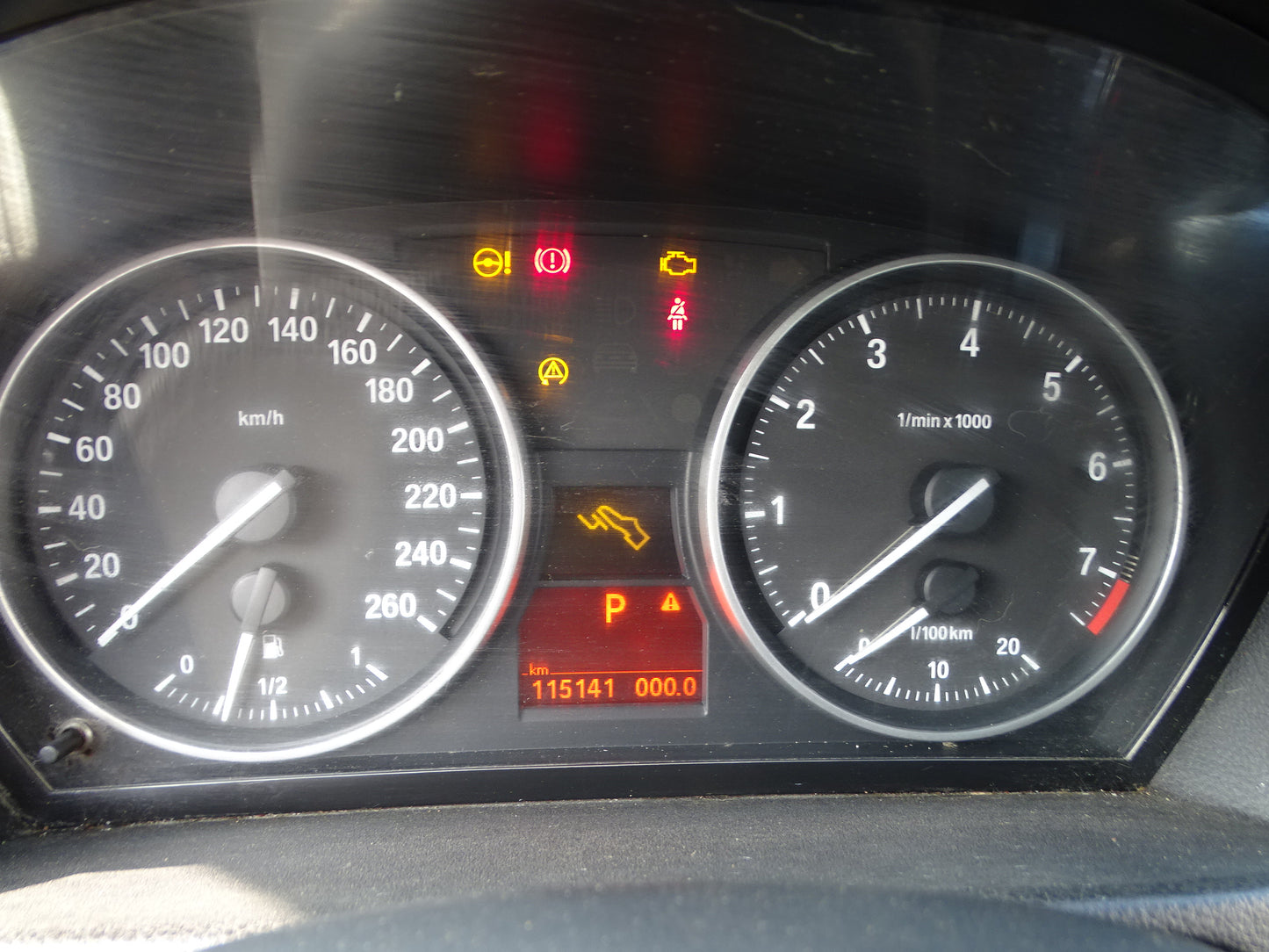 Bmw Serie 3 (E90) 325 i Año 2010 #503