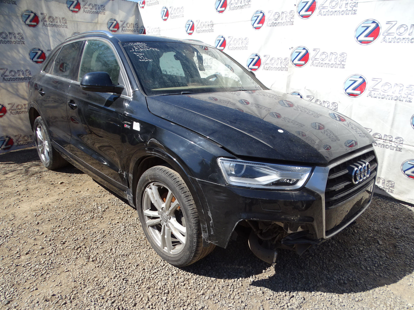 Audi Serie Q3 Audi Q3 quattro 2,0 Año 2016 #470