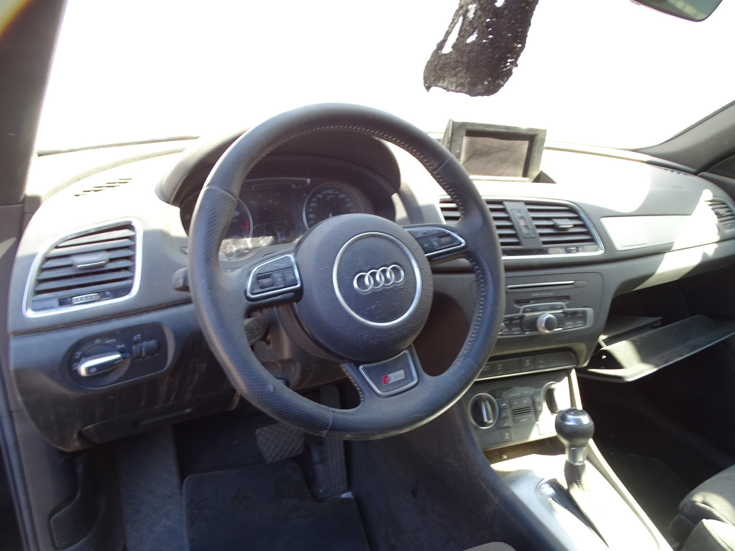 Audi Serie Q3 Audi Q3 quattro 2,0 Año 2016 #470